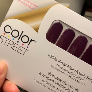 Color Street Aberdeen Aubergine